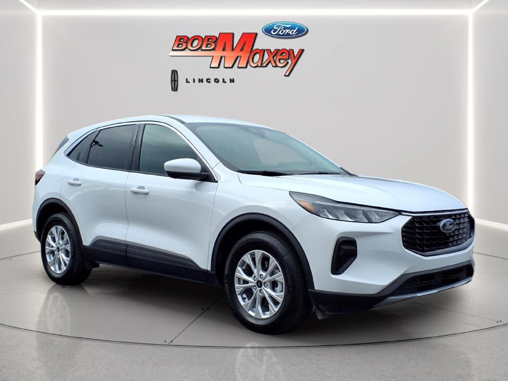 Used 2023 Ford Escape Active w/ Tech Pack #2 AWD/4WD image 3