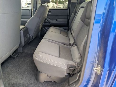 Used 2025 Nissan Frontier SV RWD image 23