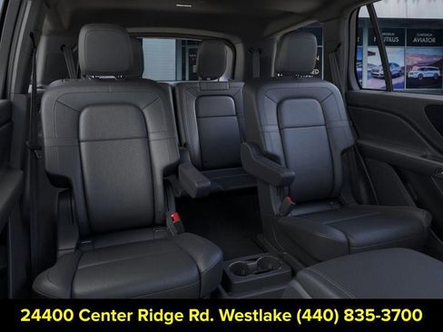 New 2026 Lincoln Aviator Reserve AWD/4WD image 11