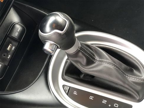 Used 2018 Kia Soul + image 19