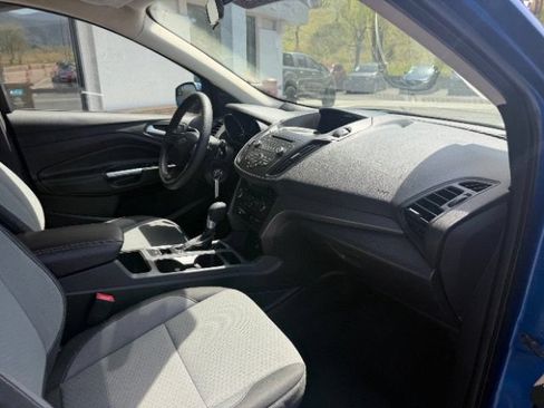 Used 2017 Ford Escape SE FWD image 13