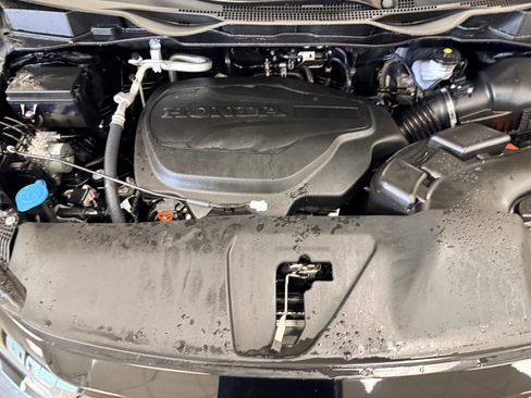 Used 2025 Honda Odyssey Sport-L image 32