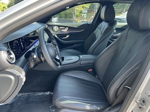 Used 2022 Mercedes-Benz E 350 Sedan image 23