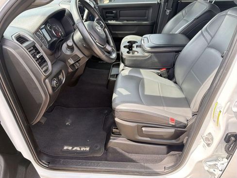 Used 2025 RAM 2500 Tradesman AWD/4WD image 5