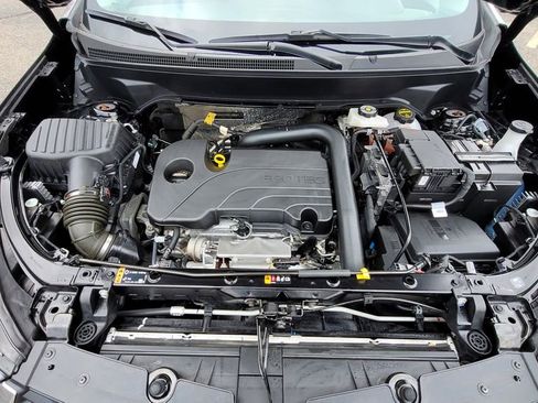 Used 2024 Chevrolet Equinox LT image 17