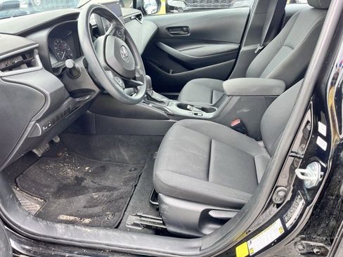 Used 2024 Toyota Corolla LE image 7