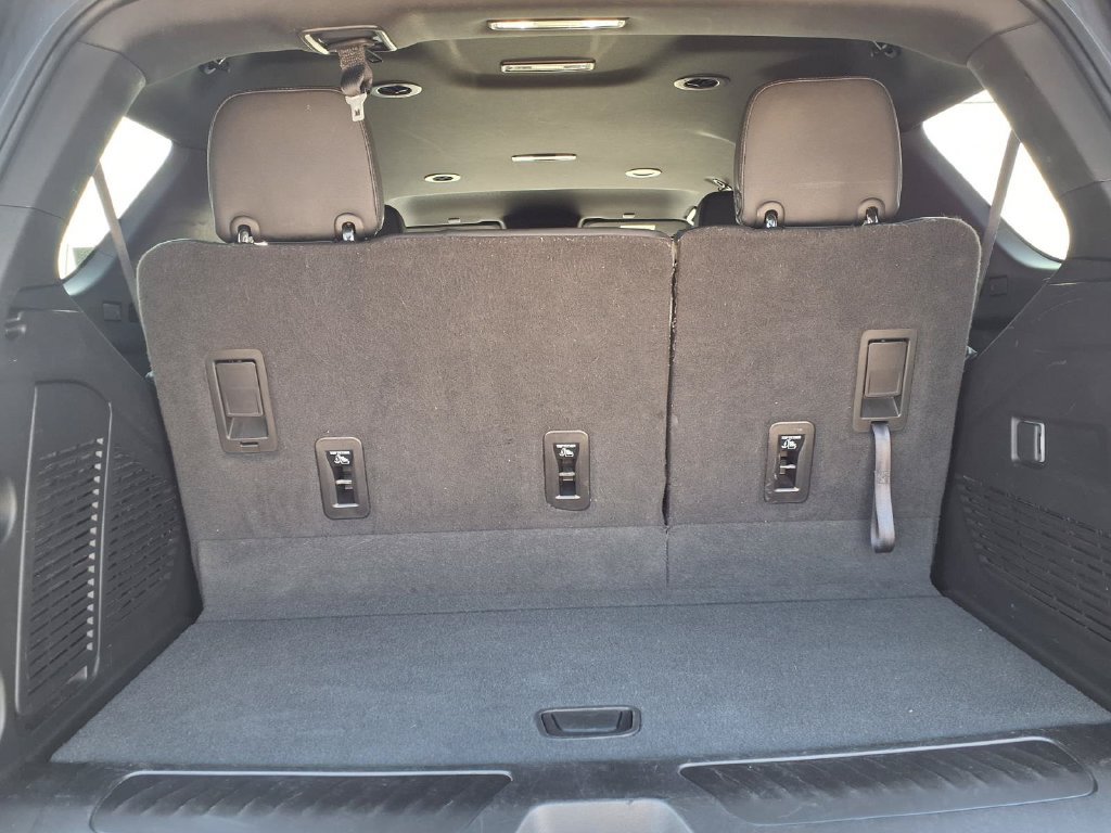 Used 2023 Chevrolet Tahoe LT RWD image 11