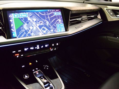 Certified 2023 Audi Q4 e-tron Premium Plus w/ Premium Plus image 25