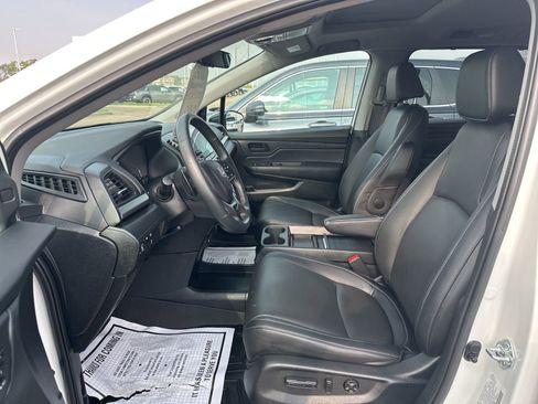 Used 2023 Honda Odyssey EX-L image 12
