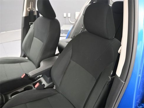 Used 2025 Nissan Kicks Play S image 15