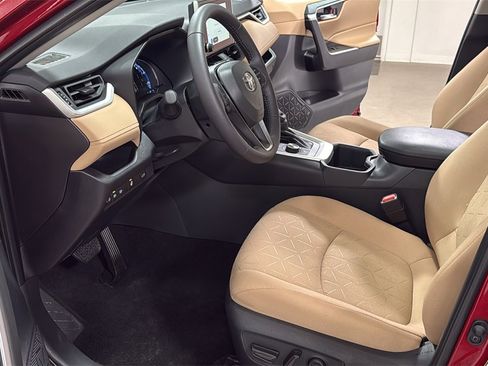 Certified 2025 Toyota RAV4 XLE image 12