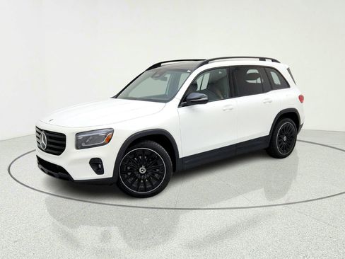 New 2026 Mercedes-Benz GLB 250 image 1