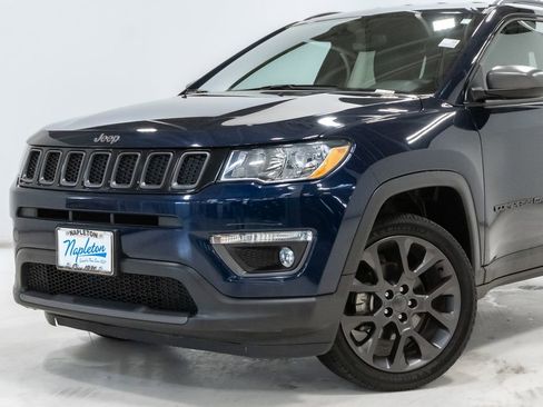 Used 2021 Jeep Compass Latitude AWD/4WD image 2