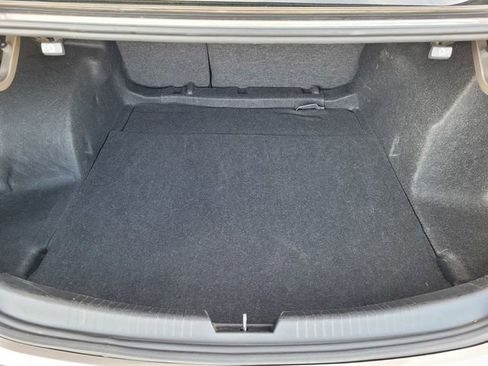 Used 2023 Chevrolet Malibu LT FWD image 19