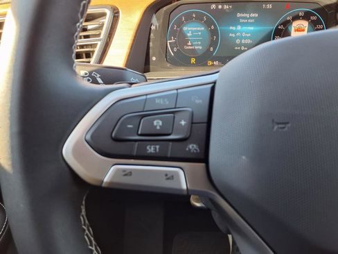 New 2026 Volkswagen Atlas SE image 29