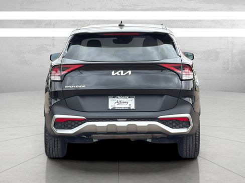 Used 2024 Kia Sportage LX FWD image 7