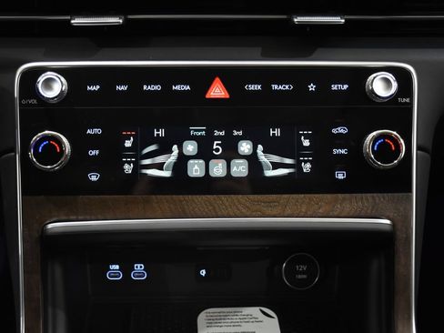 New 2026 Genesis GV80 3.5T Prestige AWD/4WD image 17