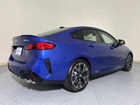 Used 2025 BMW M235i xDrive w/ Premium Package image 9