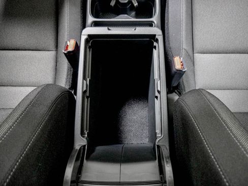 Certified 2025 Honda CR-V EX image 28