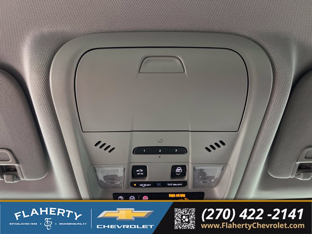 Used 2025 Chevrolet Blazer LT w/ Midnight/Sport Edition FWD image 33