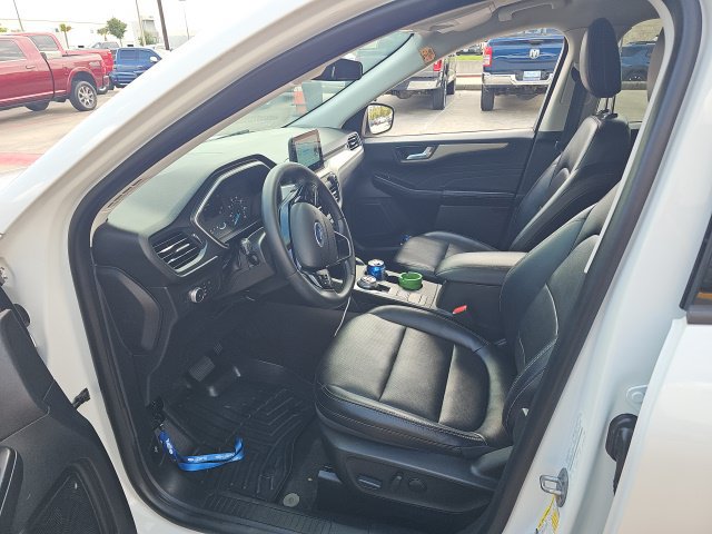 Used 2022 Ford Escape SEL FWD image 3