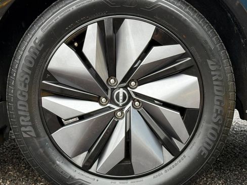 Used 2023 Nissan Ariya FWD image 26