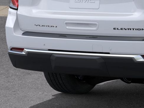 New 2026 GMC Yukon XL Elevation image 16