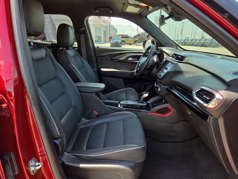 Used 2022 Chevrolet TrailBlazer RS FWD image 15