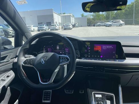 Used 2024 Volkswagen GTI SE image 10