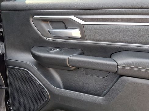Used 2021 RAM 1500 Big Horn AWD/4WD image 14