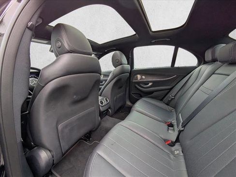 Used 2021 Mercedes-Benz E 350 Sedan image 19