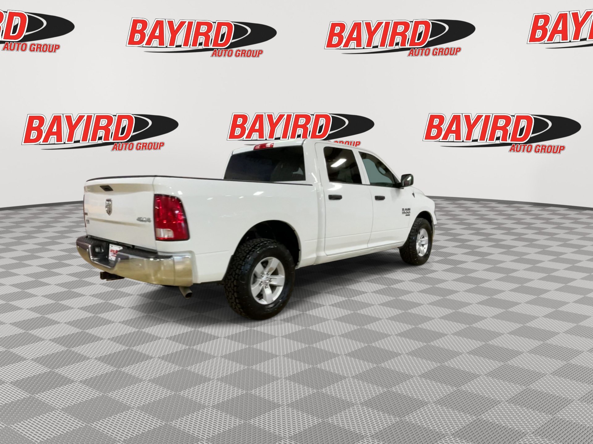 Used 2022 RAM 1500 Classic SLT w/ Electronics Group AWD/4WD image 8