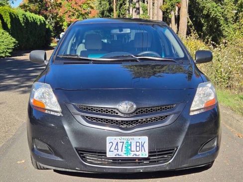 Used 2007 Toyota Yaris S image 11