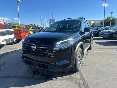 New 2026 Nissan Pathfinder SV AWD/4WD image 4