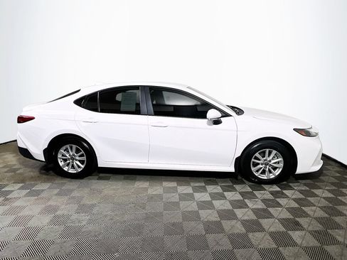 Certified 2025 Toyota Camry LE AWD/4WD image 8