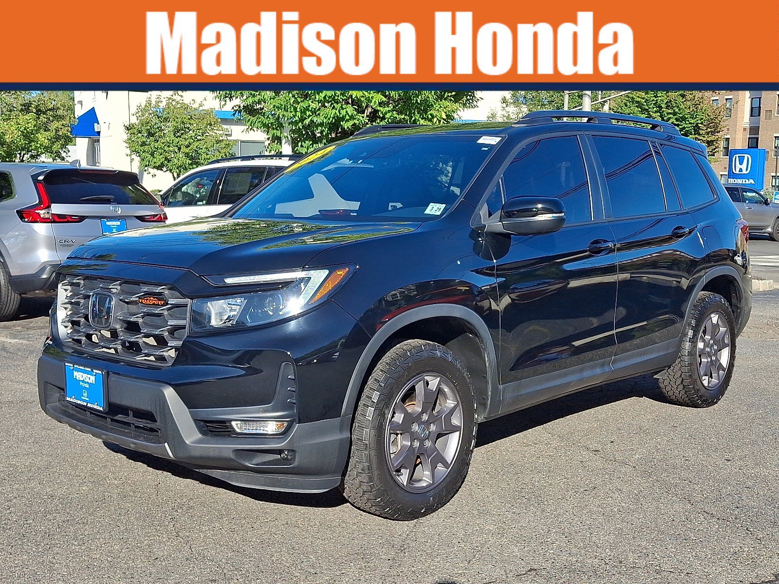 Used 2024 Honda Passport TrailSport image 1
