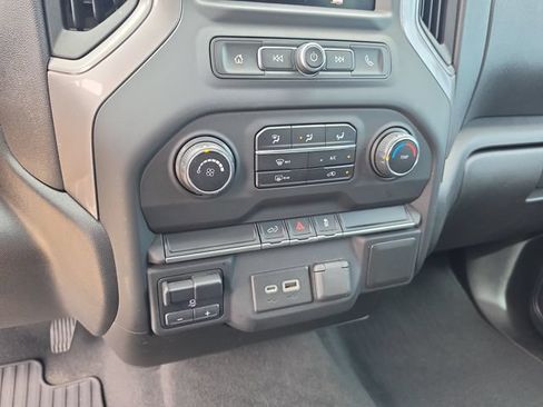 Used 2021 Chevrolet Silverado 2500 Custom w/ Custom Value Package AWD/4WD image 24