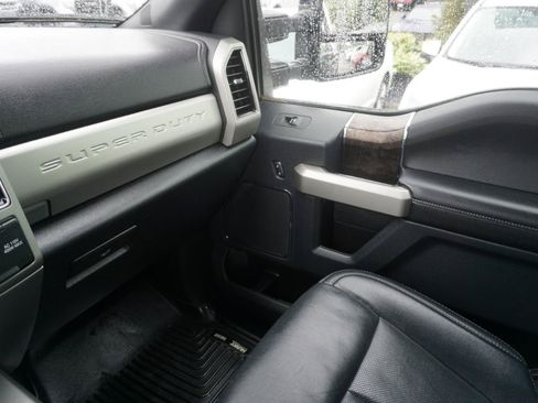 Used 2022 Ford F350 Lariat AWD/4WD image 28