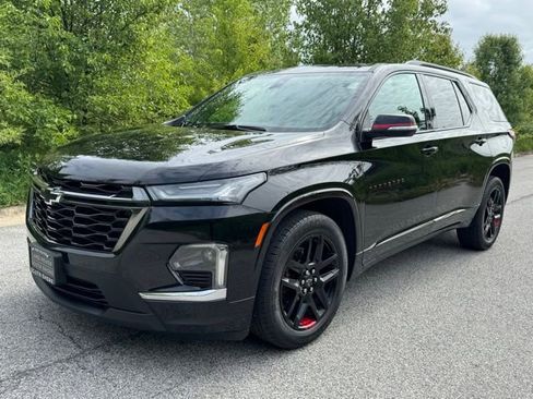 Used 2023 Chevrolet Traverse Premier w/ Redline Edition AWD/4WD image 1