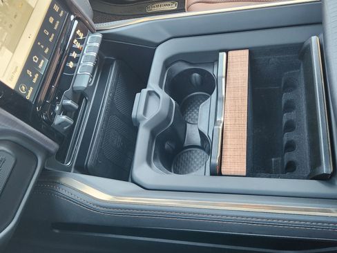 Used 2024 RAM 3500 Limited image 23