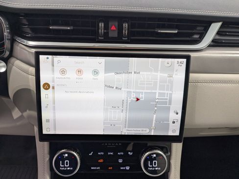 New 2026 Jaguar F-PACE R-Dynamic S image 16