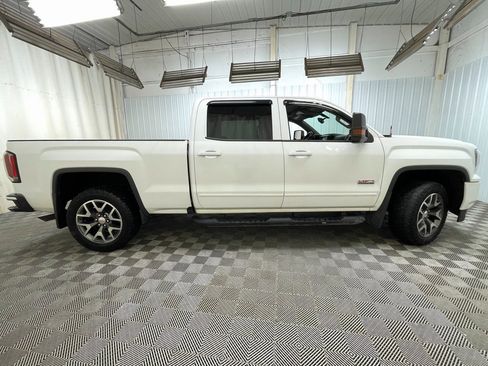 Used 2017 GMC Sierra 1500 SLT image 24