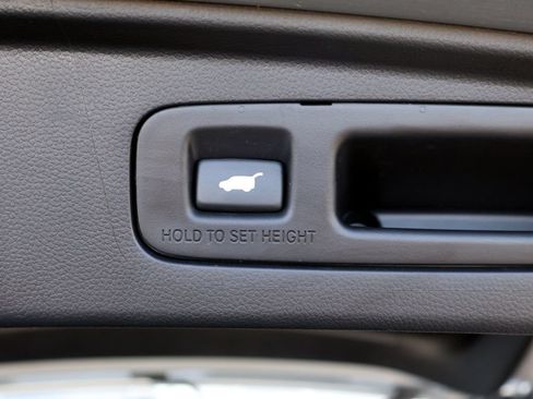 Used 2024 Honda CR-V EX-L image 25