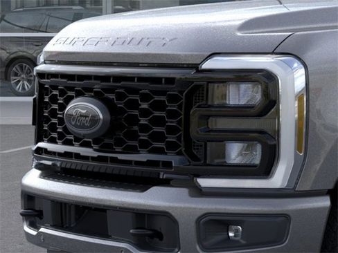 New 2026 Ford F250 Lariat w/ Black Appearance Package image 17