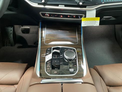 New 2026 BMW X5 xDrive50e image 11