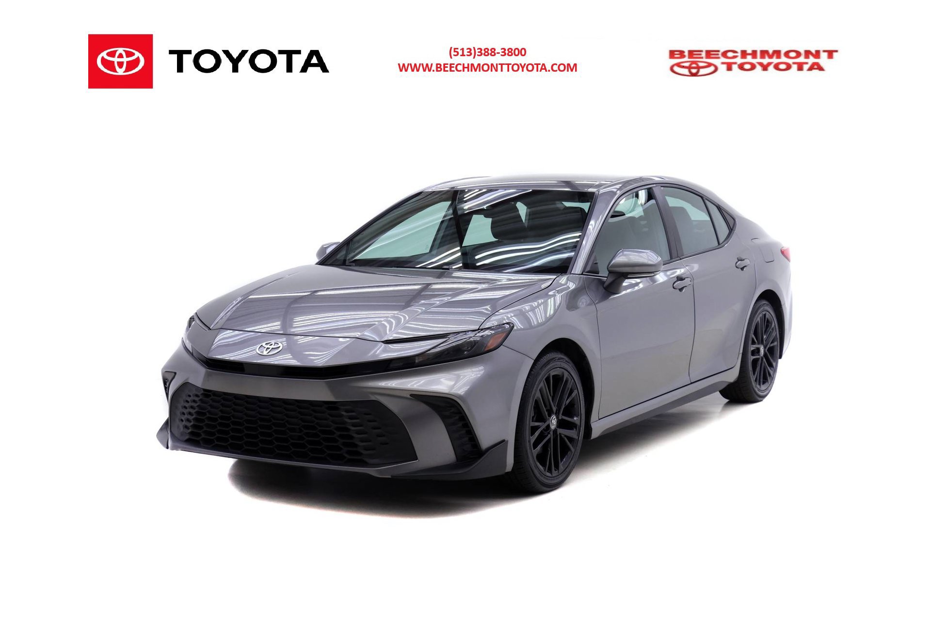 Certified 2025 Toyota Camry SE FWD image 1