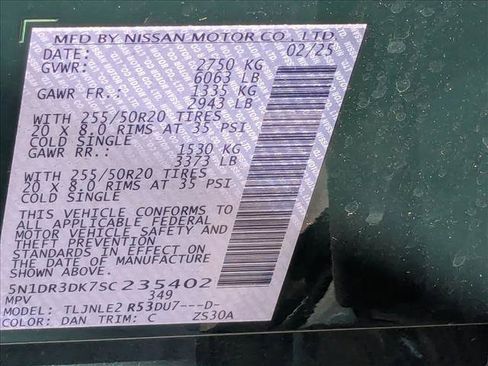 Certified 2025 Nissan Pathfinder Platinum image 19