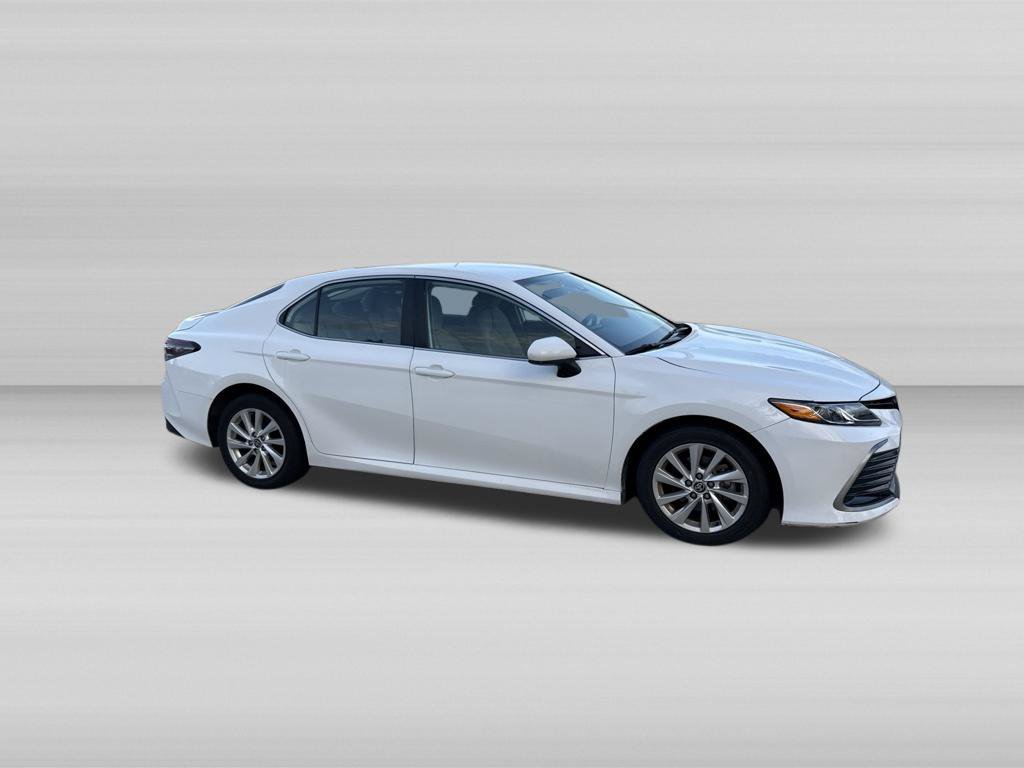Used 2024 Toyota Camry LE FWD image 3