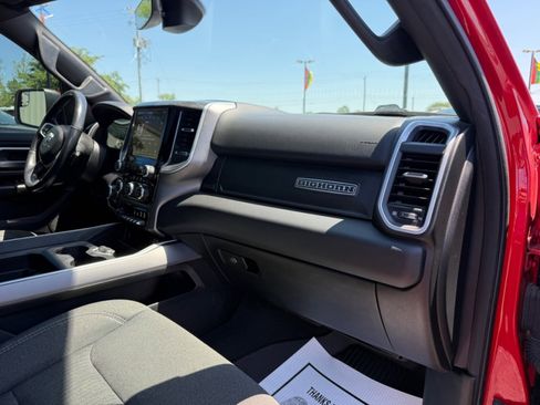 Used 2020 RAM 1500 Big Horn AWD/4WD image 26