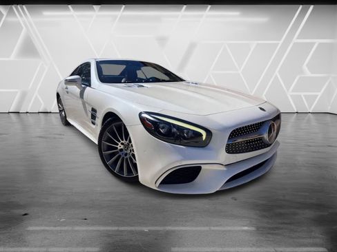 Used 2018 Mercedes-Benz SL 550 w/ Driver Assistance Package image 4